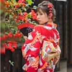 Japansk Kimono Kvinne Rod Trane 1