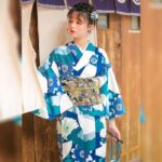 Japansk Kimono Kvinner Monster Bla Blomster 1 1