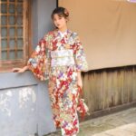 Japansk Kimono med Blomstermonster 3