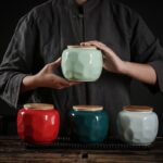 Japansk Teeske i Farget Keramikk