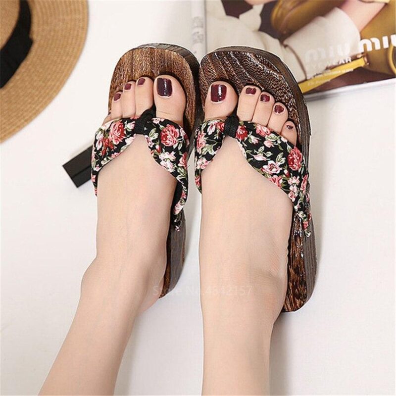 Japanske Flip Flops med Blomster Japanske Flip Flops med Blomster