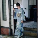 Lang Kimono med Blomstermonster 1