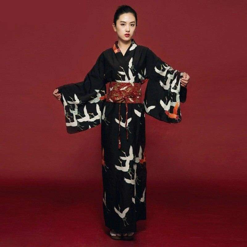 Svart Japansk Kimono for Kvinner Svart Japansk Kimono for Kvinner
