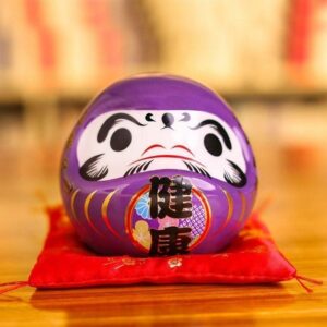 daruma sparebosse statue