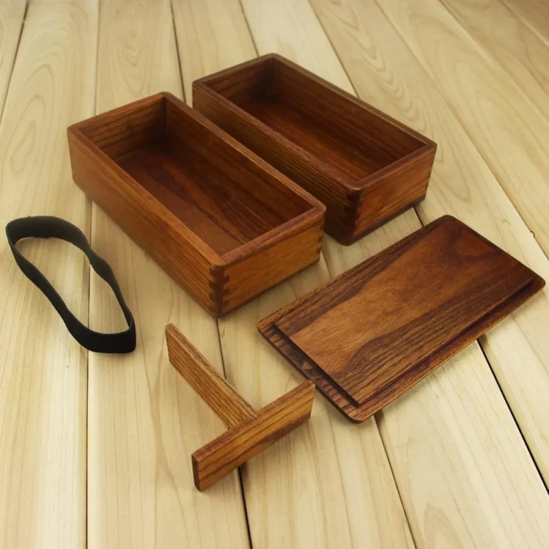 japansk bentoboks i tre 3