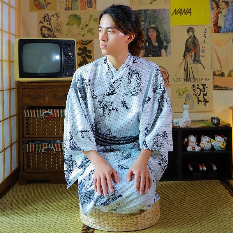 japansk kimono for menn drage japansk kimono for menn drage