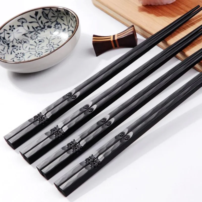 japanske spisepinner med sakura design