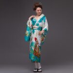 kimono lang bla tradisjonell